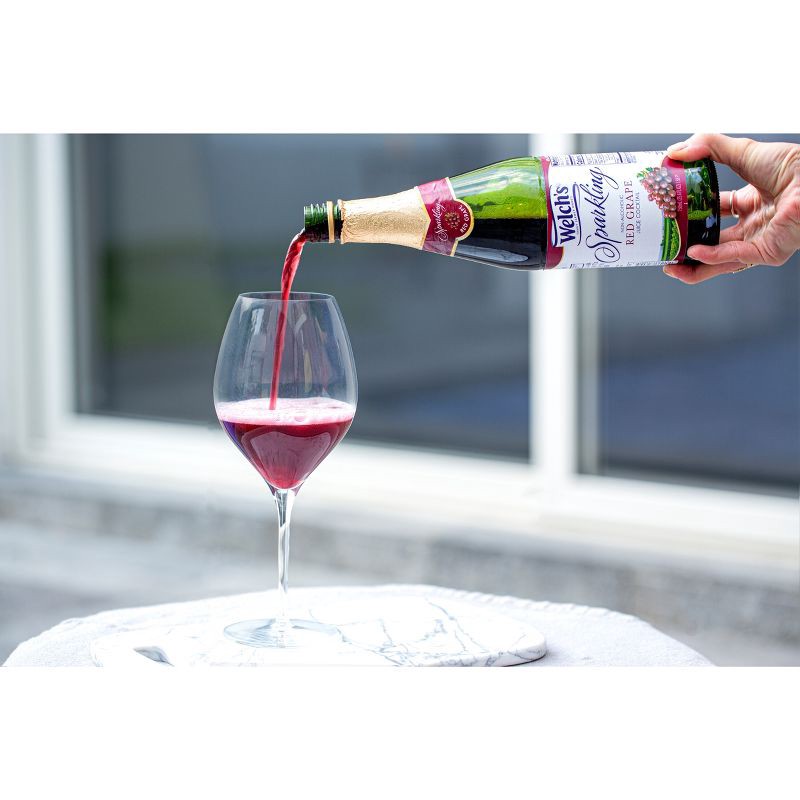 slide 4 of 15, Welch's Sparkling Red Grape Juice - 25.4 fl oz Glass Bottle, 25.4 fl oz