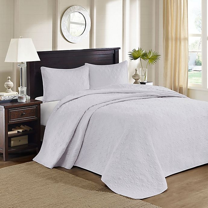 slide 1 of 5, Madison Park Quebec Reversible Queen Bedspread Set - White, 1 ct