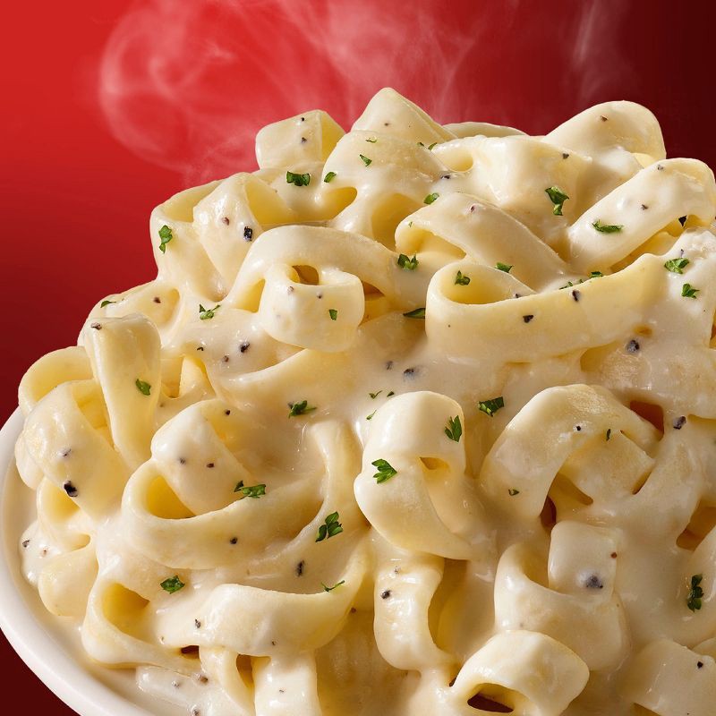 slide 2 of 8, Stouffer's Frozen Classics Frozen Fettuccini Alfredo - 11.5oz, 11.5 oz