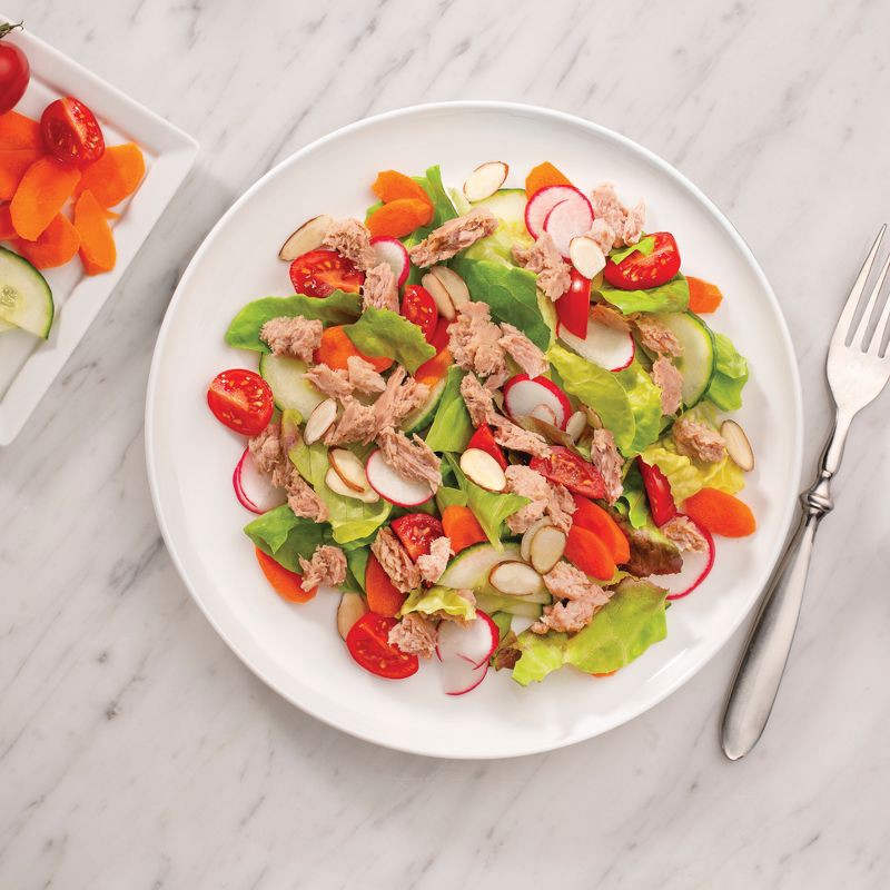 slide 5 of 5, StarKist Chunk Wild Caught Light Tuna in Water Pouch - 2.6oz, 2.6 oz