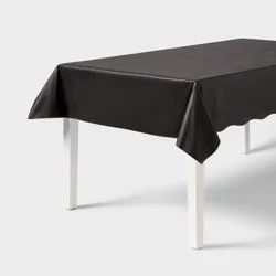 54&quot; x 108&quot; Solid Table Cover Black - Spritz™