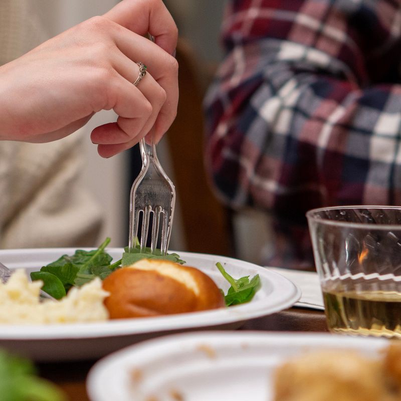 slide 6 of 6, Chinet Classic Dinner Plate 10 3/8" - 32ct, 32 ct