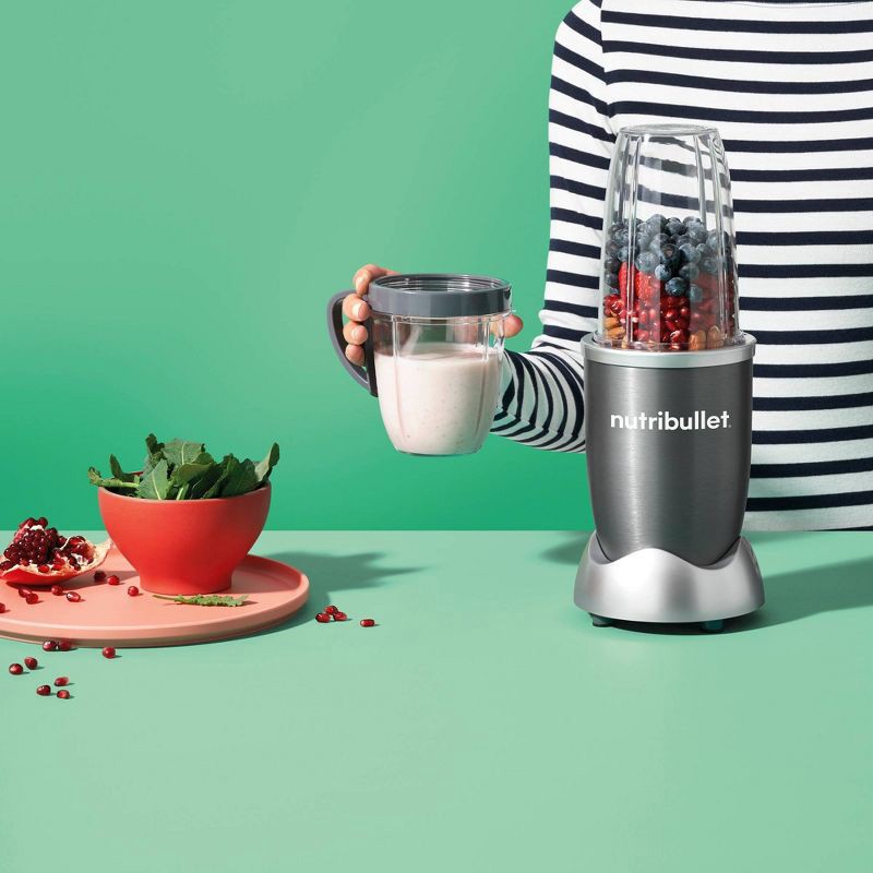 slide 6 of 6, NutriBullet Single-Serve Blender 600W – 8pc Set, 8 ct