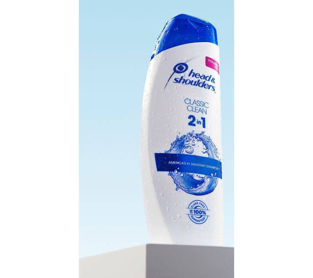 slide 4 of 6, Head & Shoulders Classic Clean Anti-Dandruff 2 in 1 Paraben Free Shampoo and Conditioner - 32.1 fl oz, 32.1 fl oz