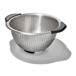OXO 5 Qt Stainless Steel Colander: Dishwasher-Safe Strainer for Pasta & More, Clear, 11.7" Width
