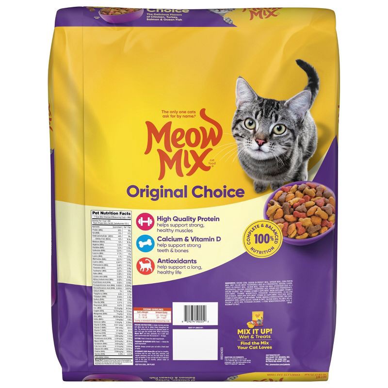 slide 7 of 12, Meow Mix Original Choice with Flavors of Chicken, Turkey, Salmon & Ocean Fish Adult Complete & Balanced Dry Cat Food - 16lbs, 16 lb