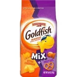 Goldfish Xtra Cheddar + Pretzel Crackers