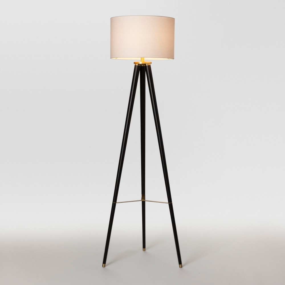 project 62 delavan tripod table lamp