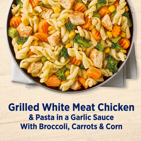 slide 3 of 29, Birds Eye Voila! Garlic Chicken Frozen Meal, 21 OZ Bag, 22 oz