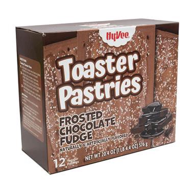 slide 1 of 1, Hy-Vee Toaster Pastries Frosted Chocolate Fudge, 20.4 oz