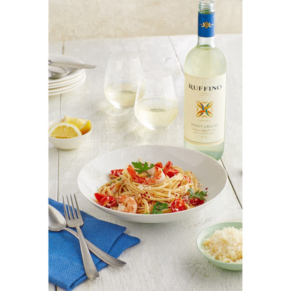 slide 25 of 31, Ruffino Lumina DOC Pinot Grigio, Italian White Wine, 750 mL Bottle, 25.36 fl oz