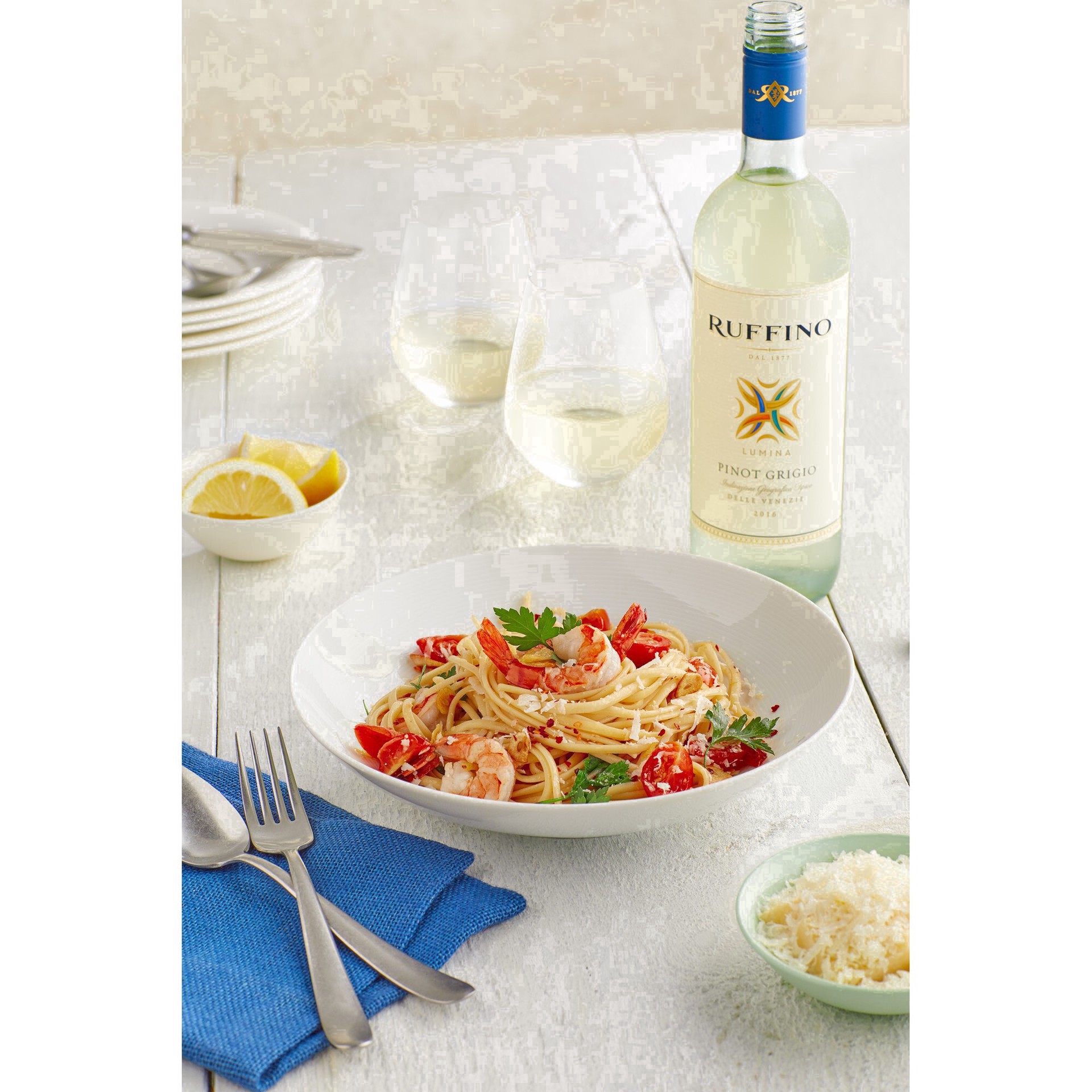 slide 23 of 31, Ruffino Lumina DOC Pinot Grigio, Italian White Wine, 750 mL Bottle, 25.36 fl oz