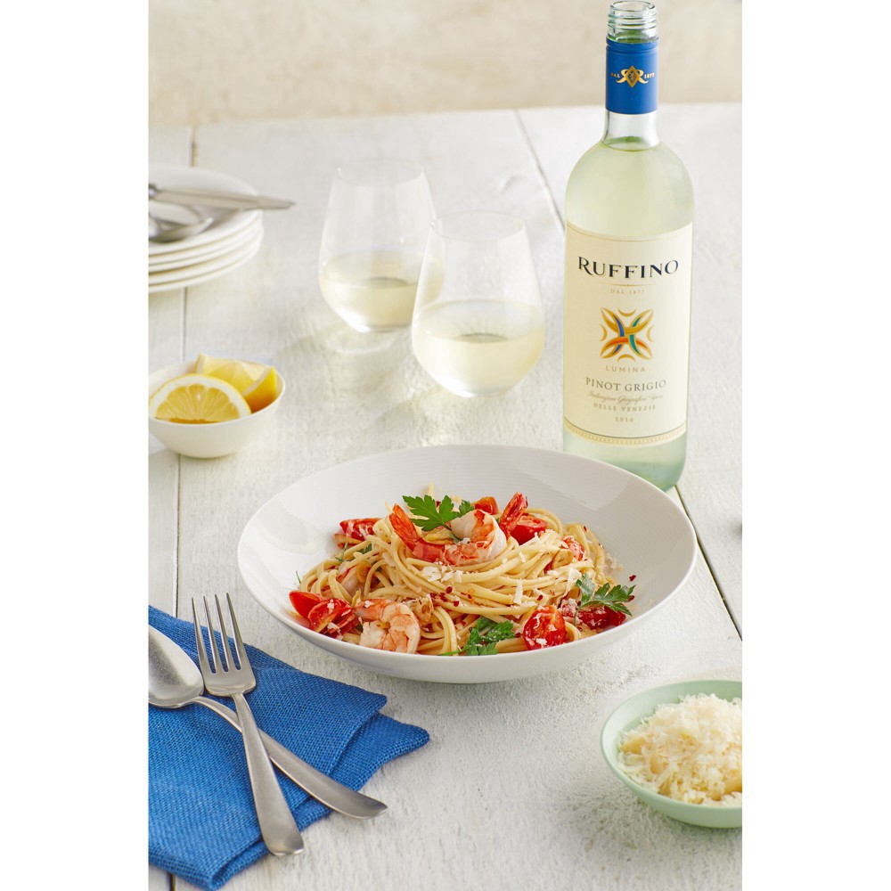 slide 2 of 31, Ruffino Lumina DOC Pinot Grigio, Italian White Wine, 750 mL Bottle, 25.36 fl oz