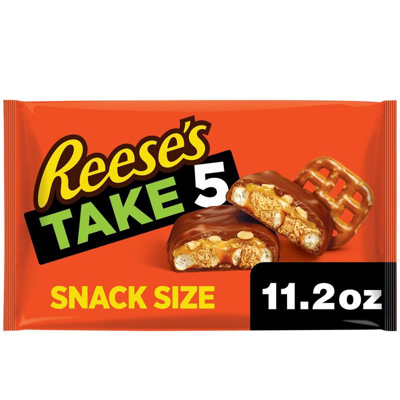 slide 1 of 7, Reese's Take 5 Pretzel, Caramel, Peanut Butter, Chocolate Snack Size Candy Bars - 11.25oz, 11.25 oz