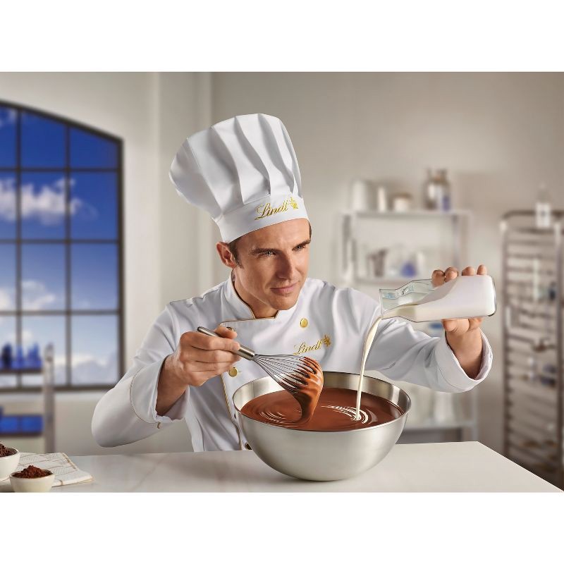 slide 5 of 7, Lindt Classic Recipe White Chocolate Candy Bar - 4.4 oz., 4.4 oz