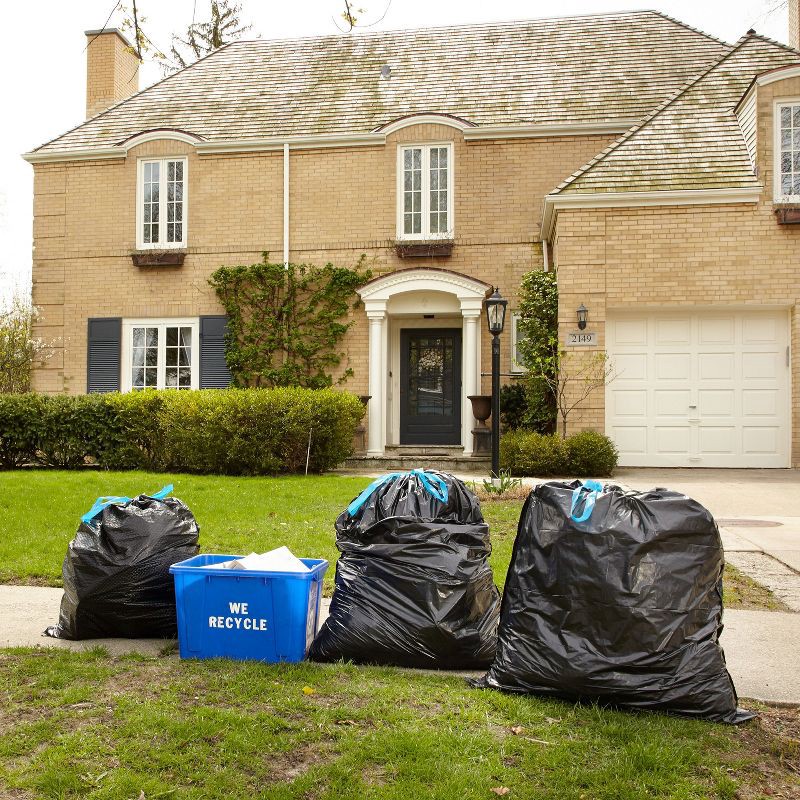 slide 5 of 6, Hefty Strong Lawn & Leaf Drawstring Trash Bags - 39 Gallon - 24ct, 39 gal, 24 ct