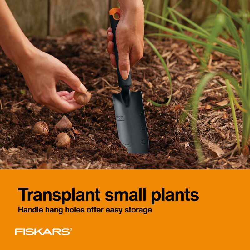 slide 5 of 9, Fiskars 3pc Garden Tool Set, 3 ct