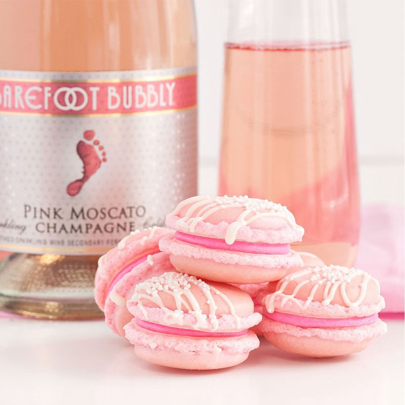 slide 4 of 7, Barefoot Bubbly Pink Moscato Champagne Sparkling Wine - 750ml Bottle, 750 ml