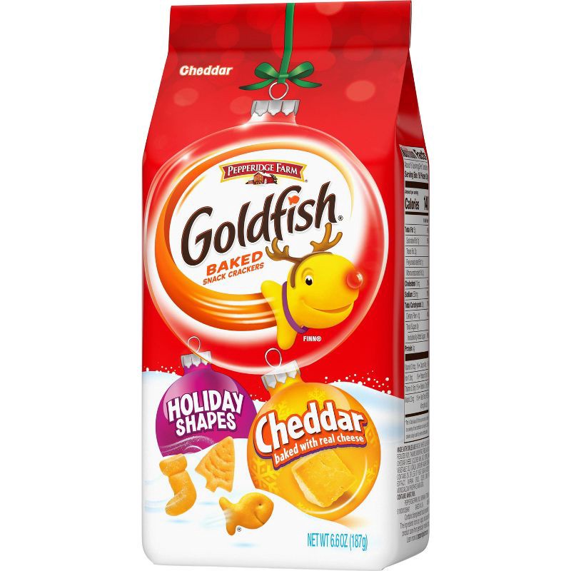 slide 6 of 6, Goldfish Holiday Shapes Cheddar Crackers Bag - 6.6oz, 6.6 oz
