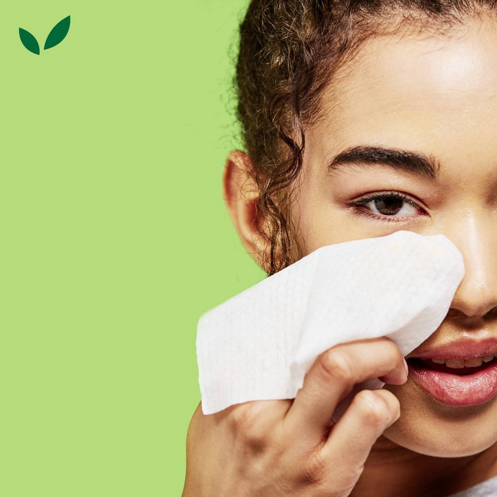 slide 3 of 5, Unscented Simple Cleansing Facial Wipes Kind to Skin - 2x25ct, 25 ct