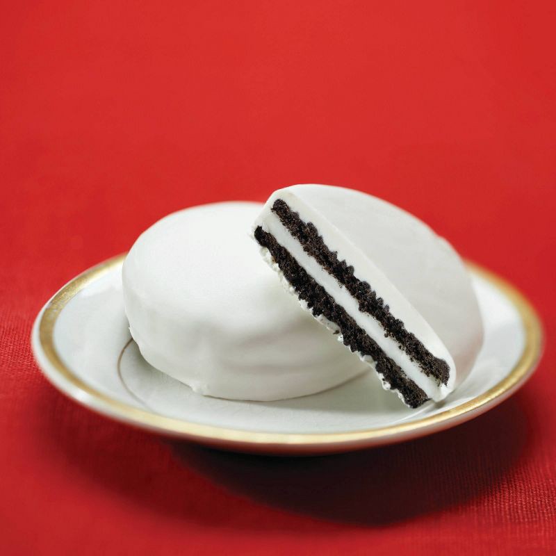 slide 9 of 13, Oreo White Fudge Covered Chocolate Sandwich Limited Edition Christmas Cookies - 8.5oz, 8.5 oz