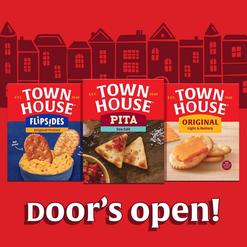 slide 8 of 10, Town House Pita Oven Baked Crackers Sea Salt - 9.5oz, 9.5 oz