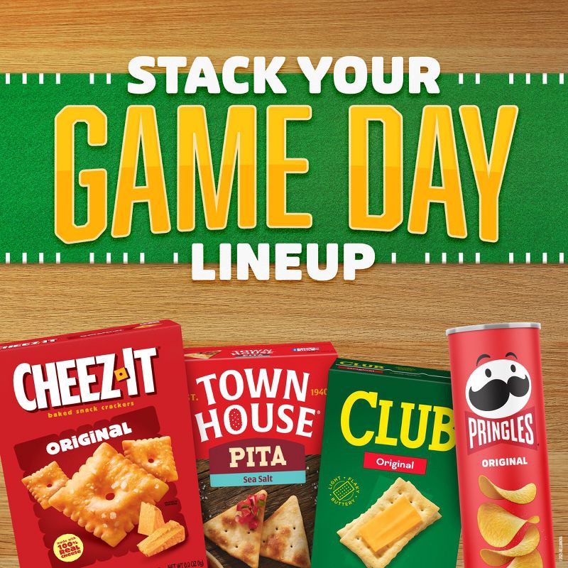 slide 3 of 11, Cheez-It Hot & Spicy Baked Snack Crackers - 12.4oz, 12.4 oz