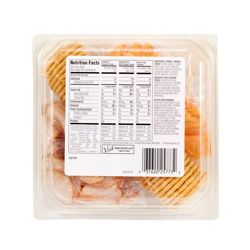 slide 4 of 7, Hormel Gatherings Smoked Turkey, Cheddar Cheese & Crackers Charcuterie Snack Tray - 14oz, 14 oz