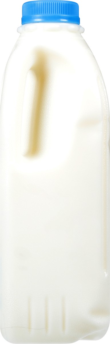 slide 8 of 13, PET Dairy Dairy 1% Low Fat Milk with Vitamin A and D, Milk Quart - 1 Jug, 32 oz