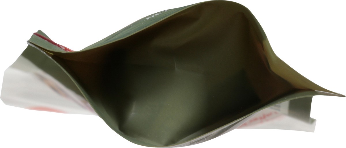 slide 7 of 14, Beefeaters Oven-Baked Knotted Bone Chicken Flavor Dog Treats Large 2.32 oz, 2.32 oz