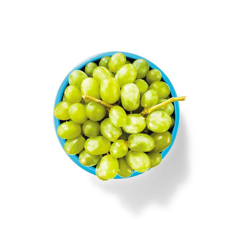 slide 3 of 4, Extra Large Green Seedless Grapes - 1.5lb Bag, 1.5 lb