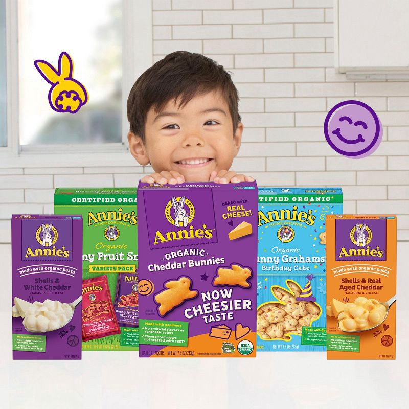 slide 6 of 8, Annie's Organic Real Aged Cheddar Mac and Cheese Microwavable Cups - 8.04oz/4pk, 8.04 oz, 4 ct