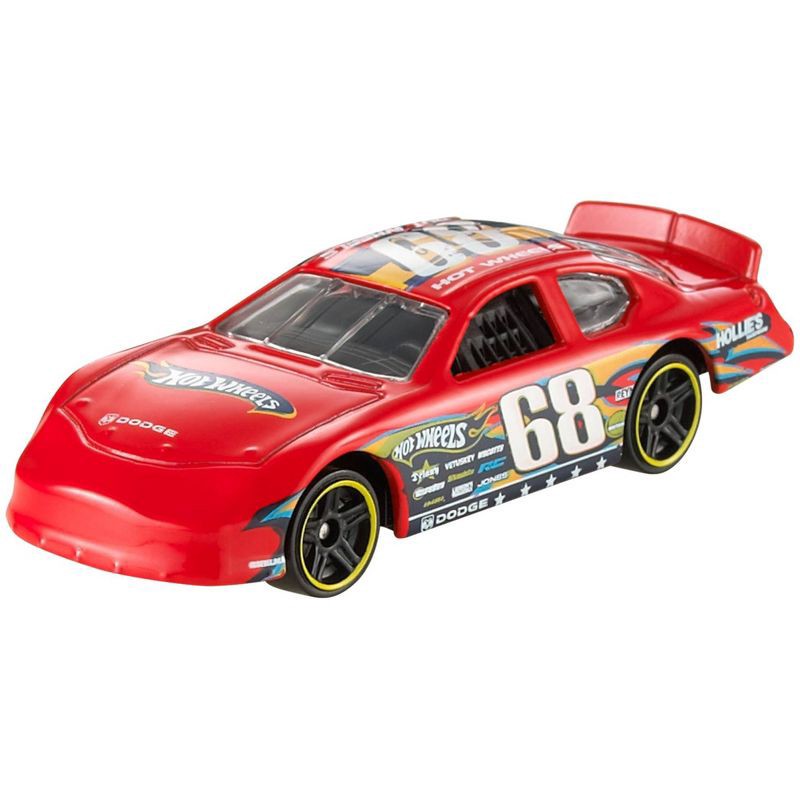 slide 7 of 9, Hot Wheels Diecast 9 Car Gift Pack, 1 ct