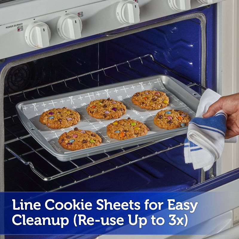 slide 5 of 7, Reynolds Kitchens Cookie Baking Sheets - 25ct/33.33 sq ft, 25 ct, 33.33 sq ft