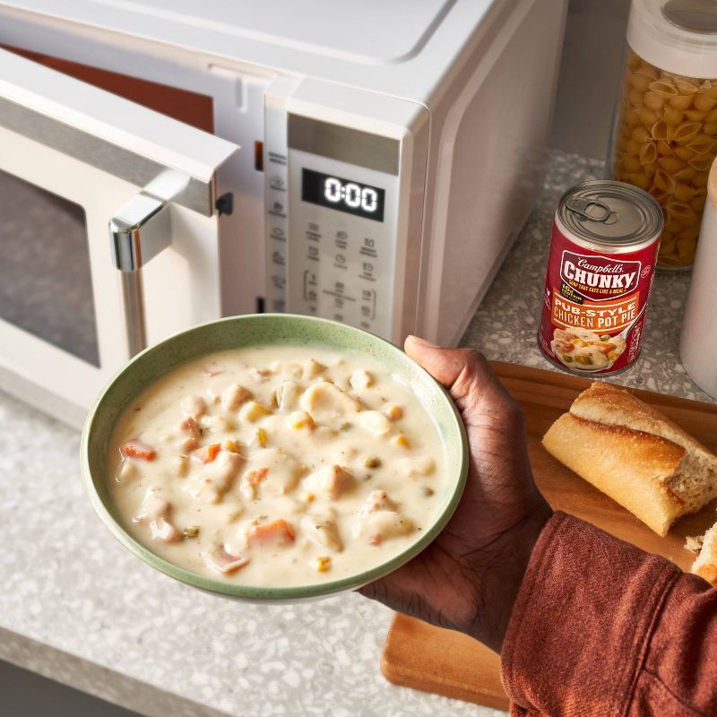 slide 2 of 14, Campbell's Chunky Pub-Style Chicken Pot Pie Soup - 18.8oz, 18.8 oz