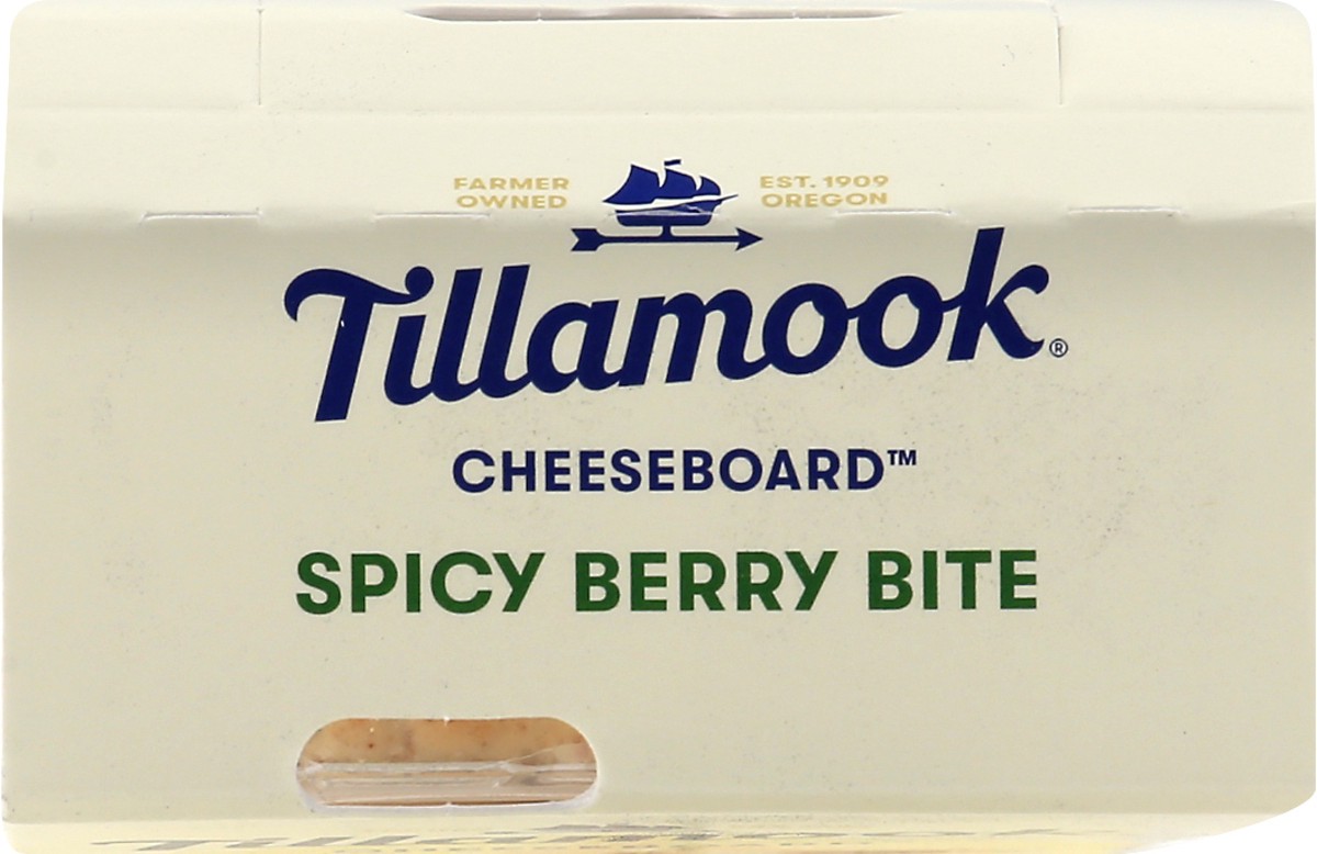 slide 5 of 10, Tillamook Cheese Spicy Berry Bite Cheeseboard 2.4 oz, 2.4 oz