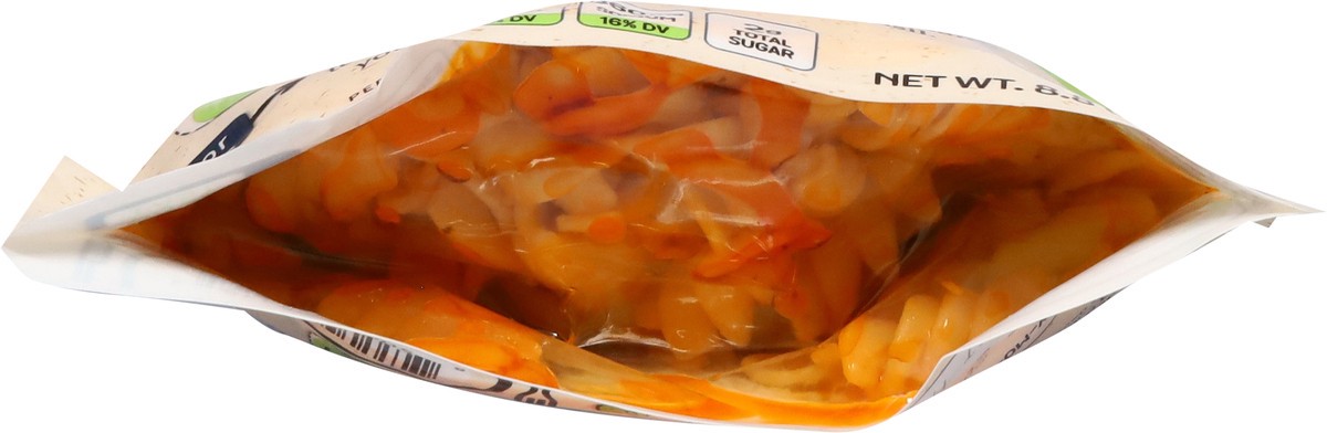 slide 10 of 13, Legurme Mediterranean Meals Pasta with Meat Sauce 8.8 oz, 8.8 oz