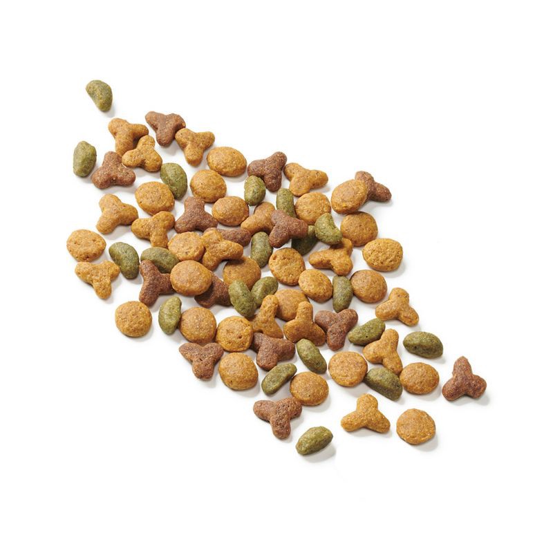 slide 3 of 7, Purina Cat Chow Complete Chicken Flavor Dry Cat Food - 20lbs, 20 lb