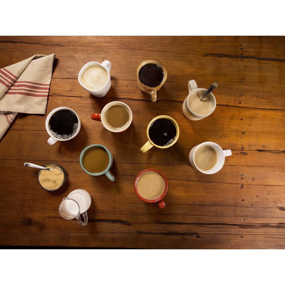 slide 7 of 9, Café Bustelo Café con Dulce de Leche Flavored Instant Coffee Drink Single Serve Packets, 5 Count, 2.95 oz