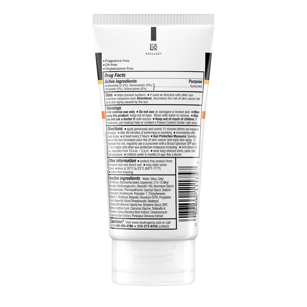 slide 6 of 10, Neutrogena Clear Body Breakout-Free Liquid Sunscreen Lotion for Acne-Prone Skin, Oil-Free Sunscreen, Broad Spectrum SPF 30, Oxybenzone-Free, Fragrance-Free & Non-Comedogenic, 5 fl oz