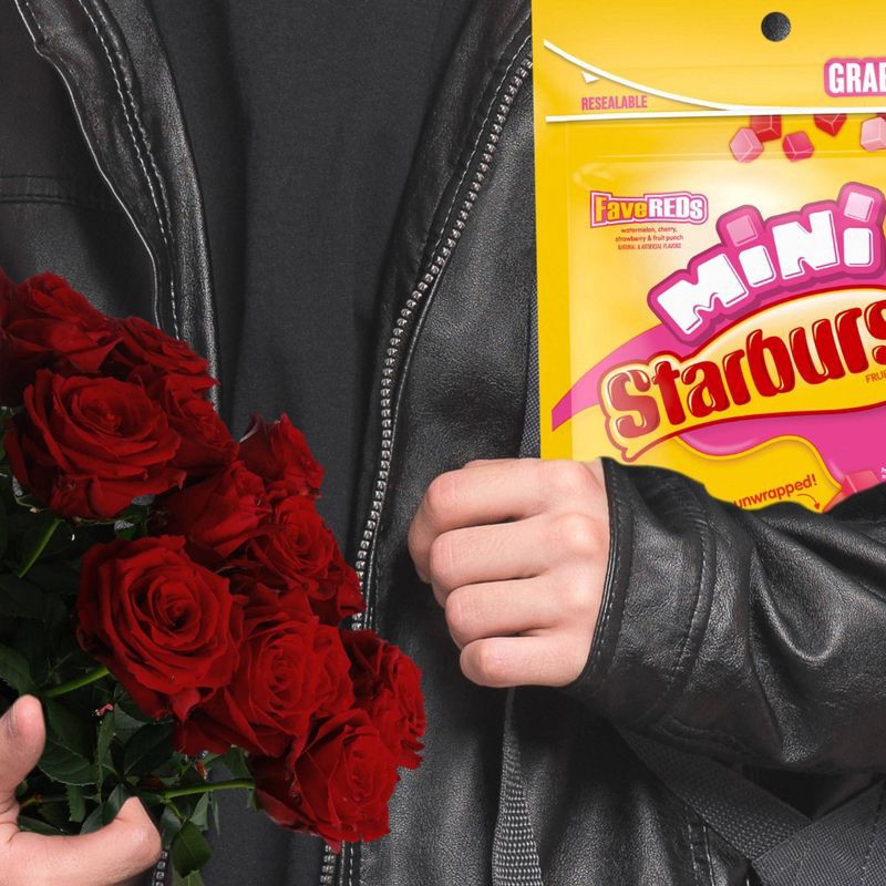 slide 7 of 10, Starburst Minis FaveREDs Fruit Chewy Candy - 8oz, 8 oz