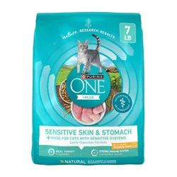 Purina ONE Sensitive Skin & Stomach Natural Turkey Flavor Dry Cat Food - 7lbs