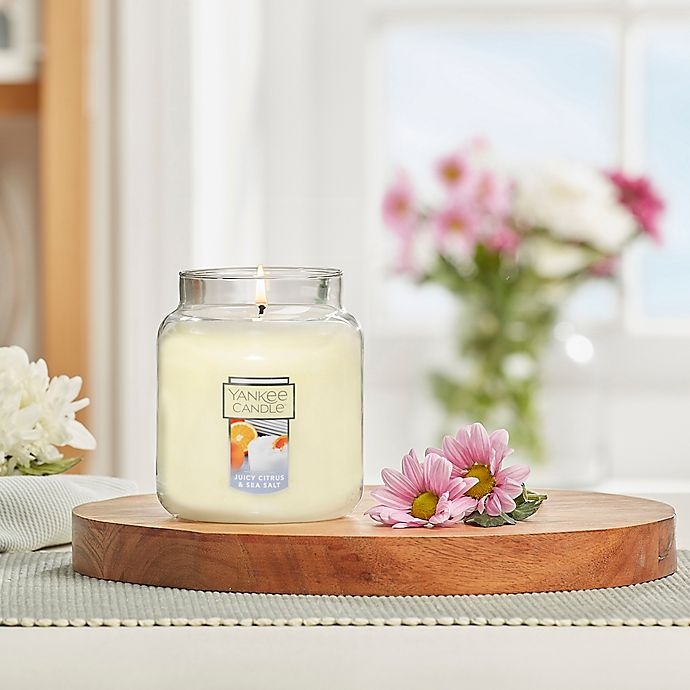 Yankee Candle Housewarmer Juicy Citrus & Sea Salt Medium Jar Candle 1