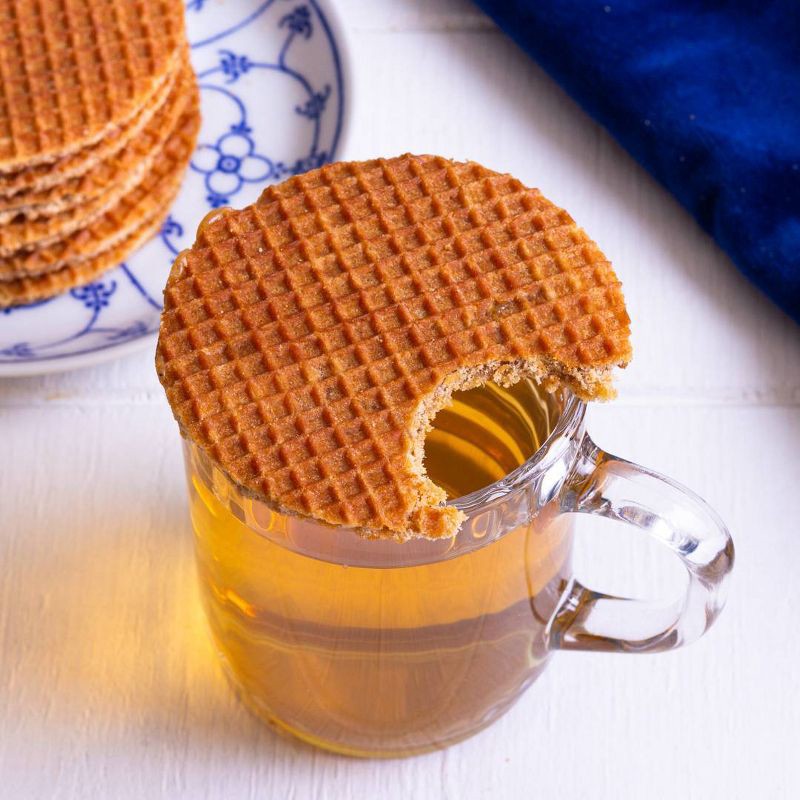 slide 2 of 5, Daelmans Stroopwafels with Caramel - 10.94oz, 10.94 oz