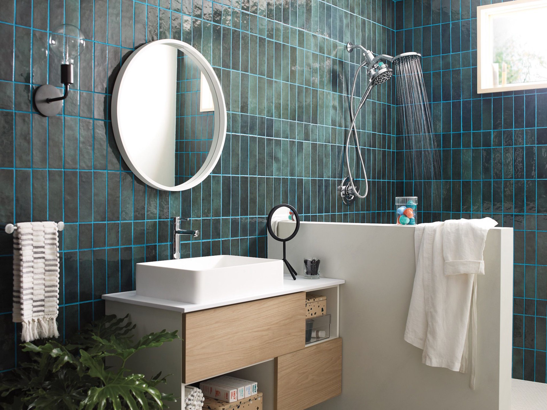slide 9 of 10, Moen Aromatherapy Combination Showerhead - Chrome, 1 ct