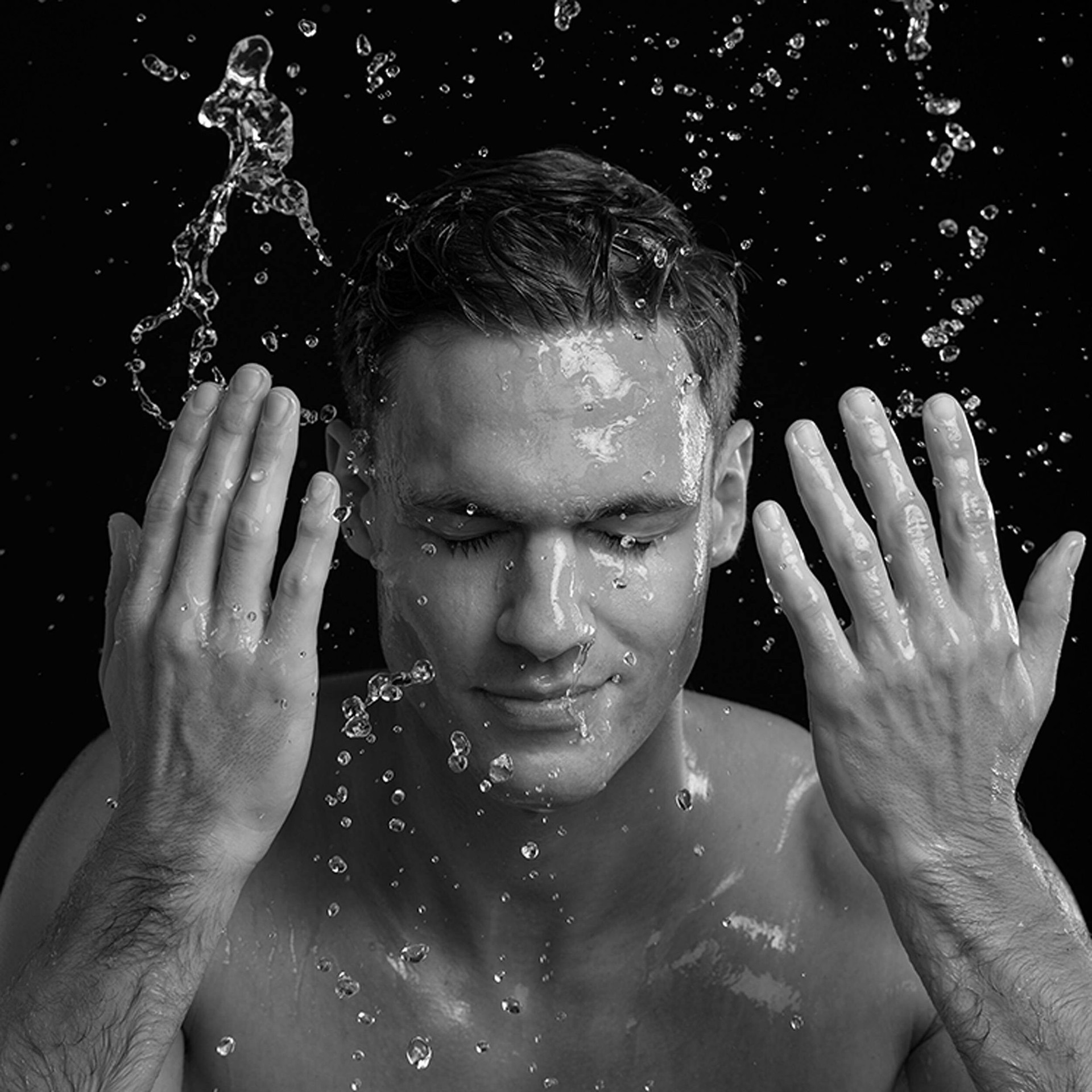 slide 2 of 6, Gillette Gentle and Rapid Hydrating Face Wash for Men, 5oz, 5 fl oz