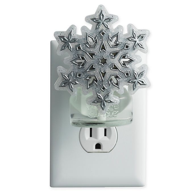 slide 1 of 1, Yankee Candle ScentPlug Frosty Snowflake Deluxe Base - Silver, 1 ct