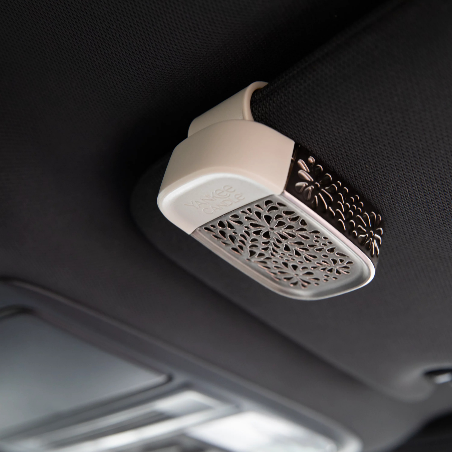 slide 4 of 4, Yankee Candle Sidekick Visor Clip Fragrance Pink Sands, 1 Kit, 1 ct