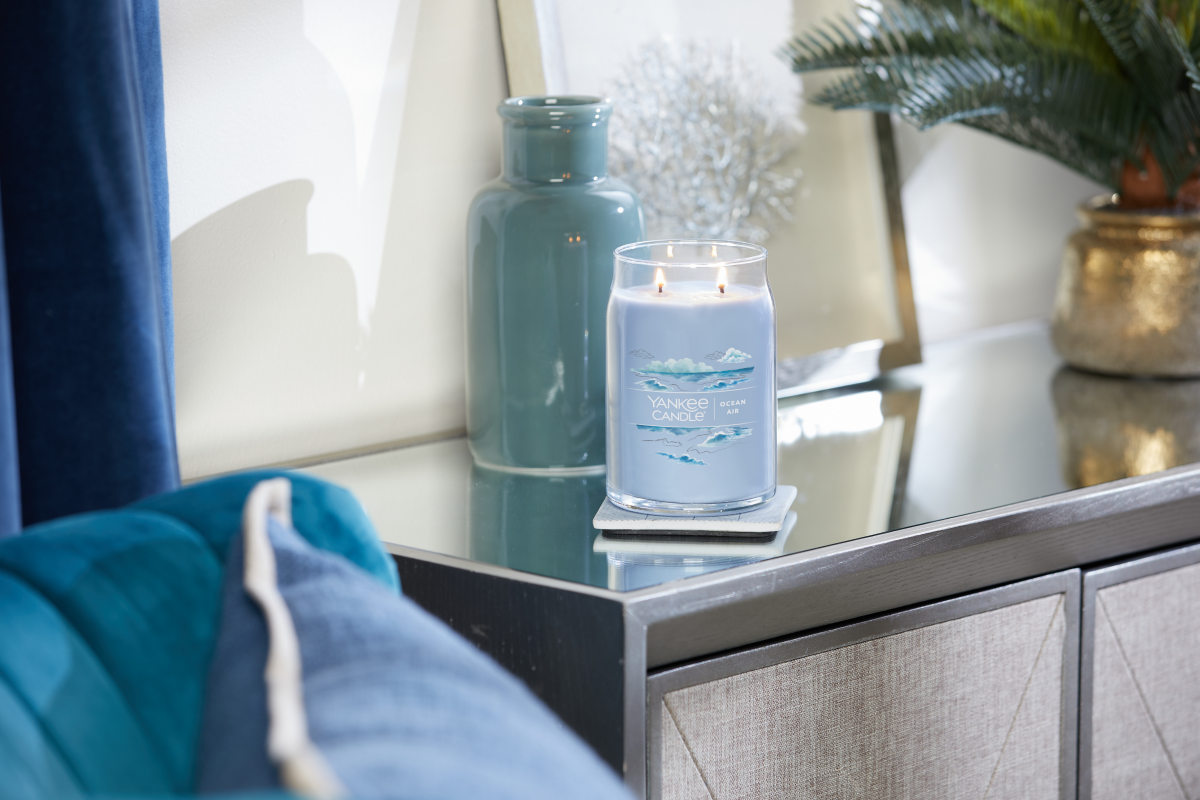 slide 4 of 4, Yankee Candle Ocean Air Candle 20 oz, 20 oz