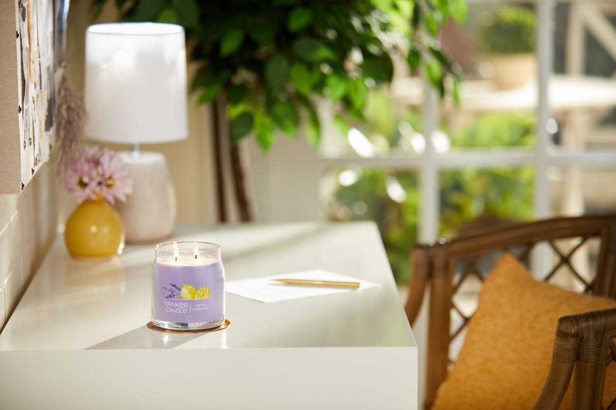 slide 2 of 4, Yankee Candle Signature Collection Medium Jar Lemon Lavender, 13 oz